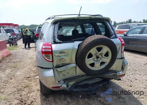 2010 Toyota Rav4 z USA, uszkodzony, nr VIN JTMZF4DVXAD019118